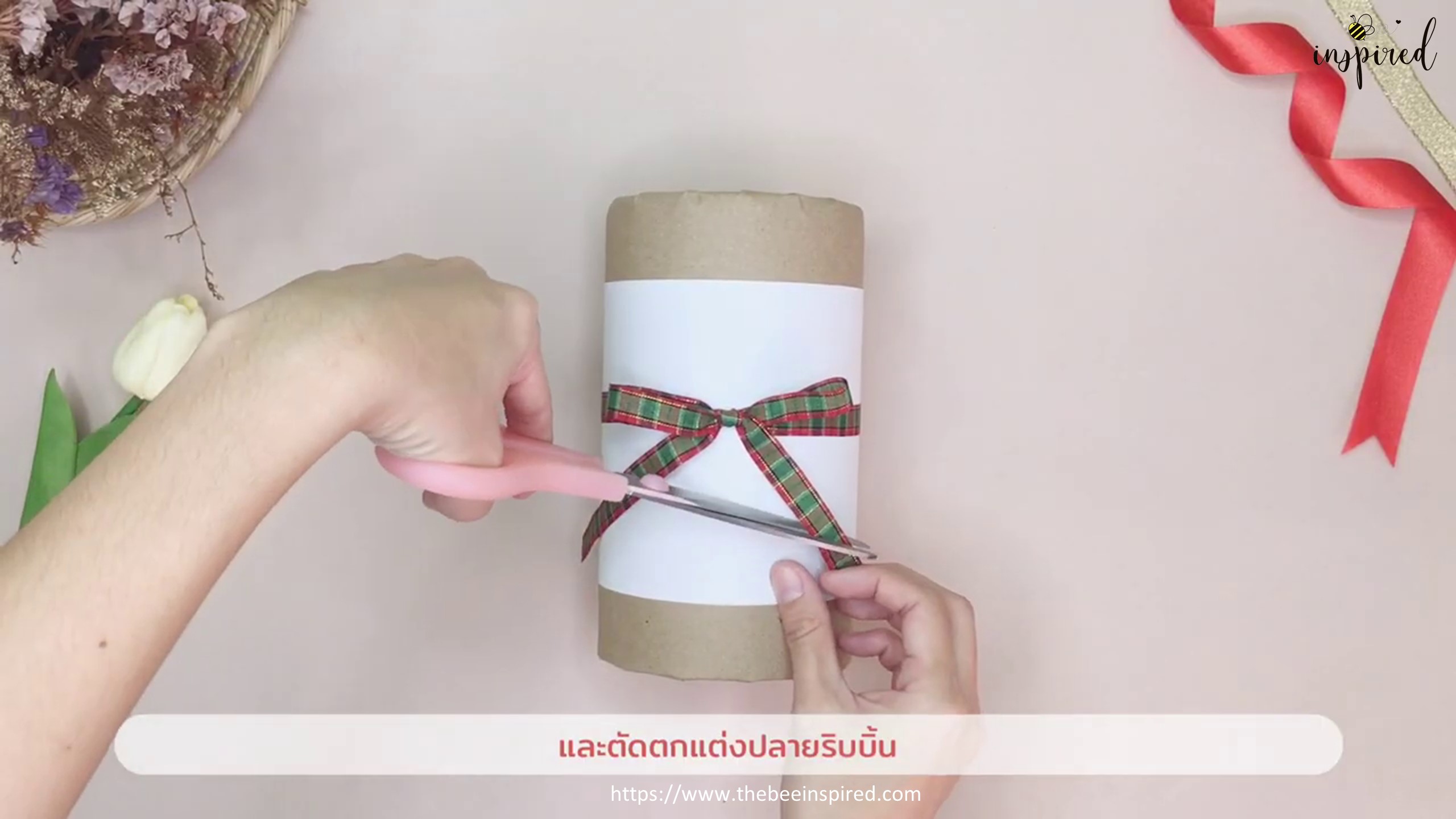 DIY Cylinder Gift Wrapping for Valentine_16