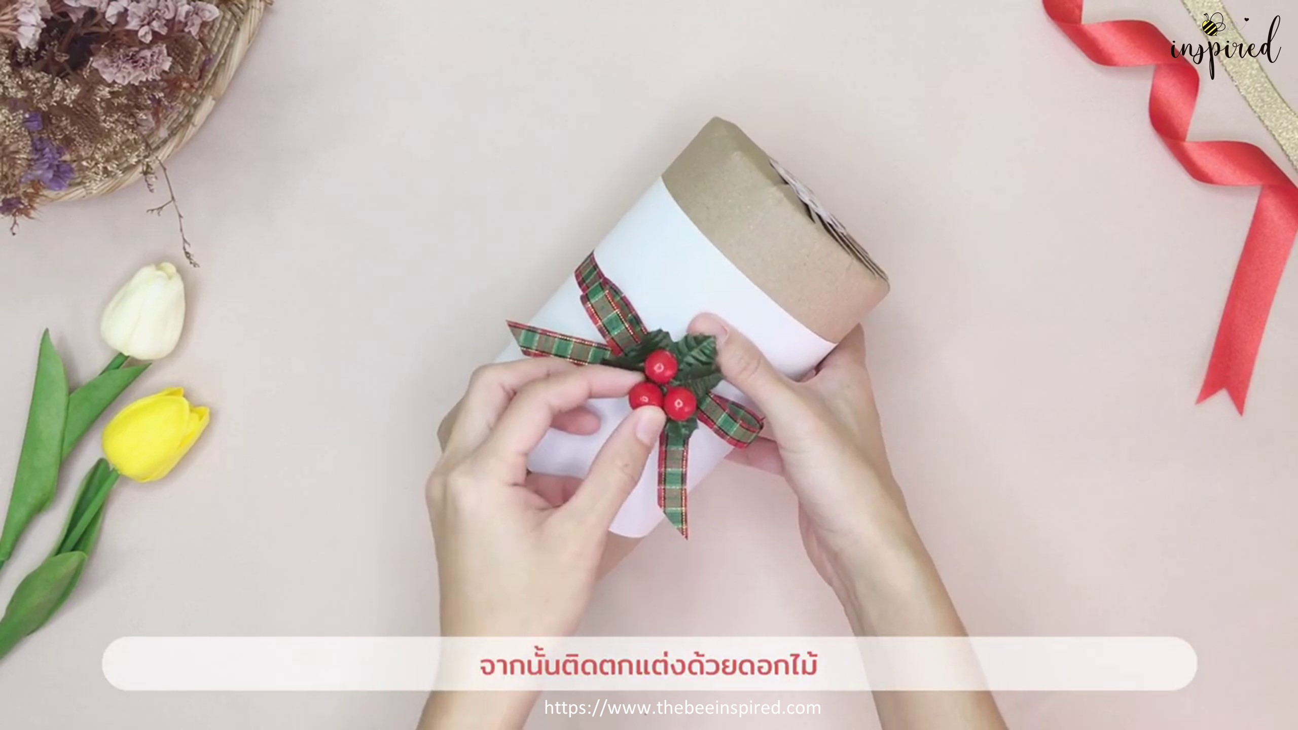 DIY Cylinder Gift Wrapping for Valentine_17