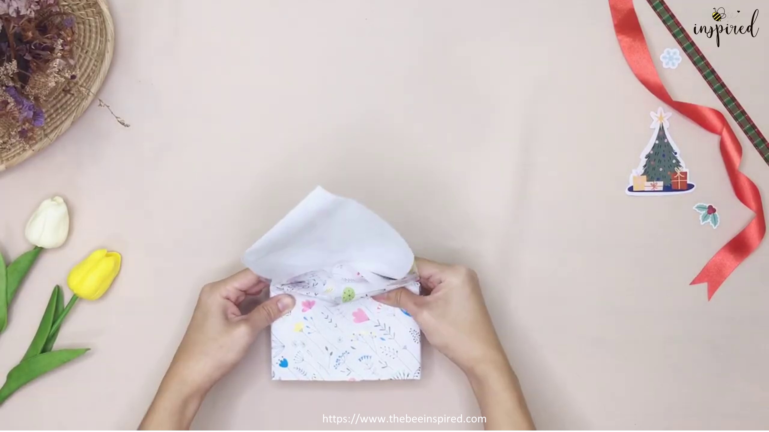 DIY Gift Wrapping for Valentine (No Tape)_11