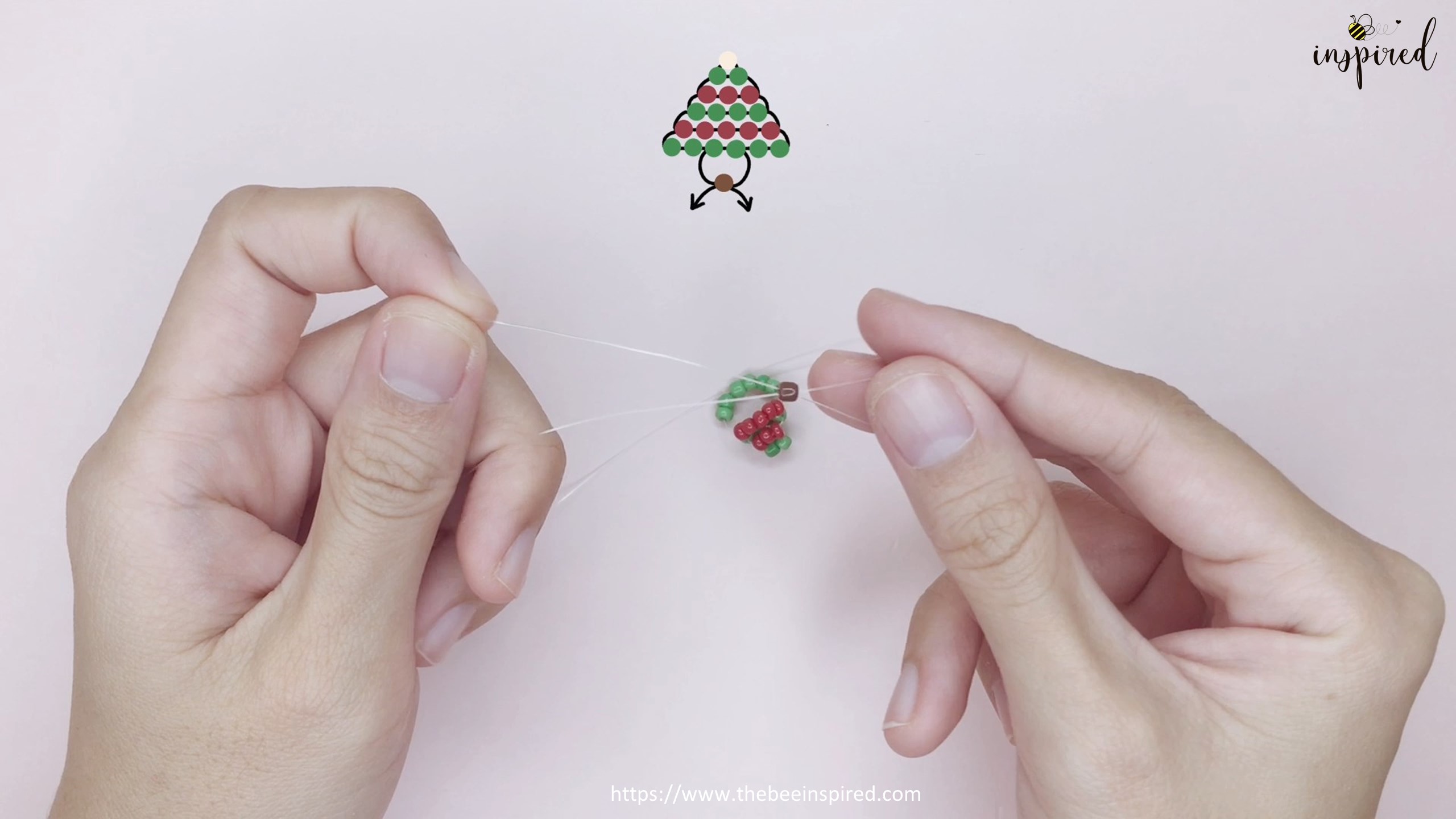 How to Make Christmas Tree Beaded Ring for Christmas_16