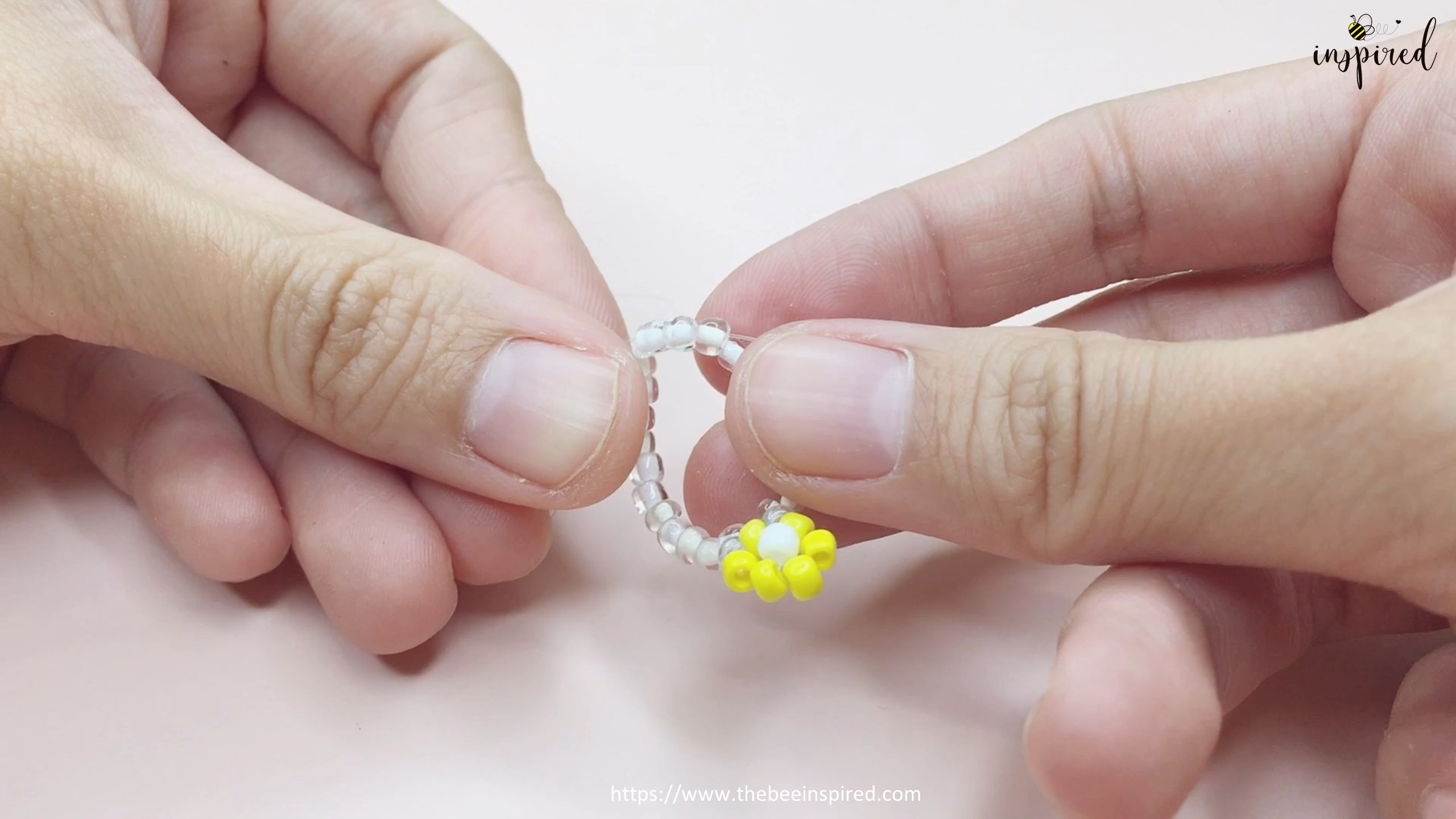 How to Make Daisy Flower Beaded Ring_18