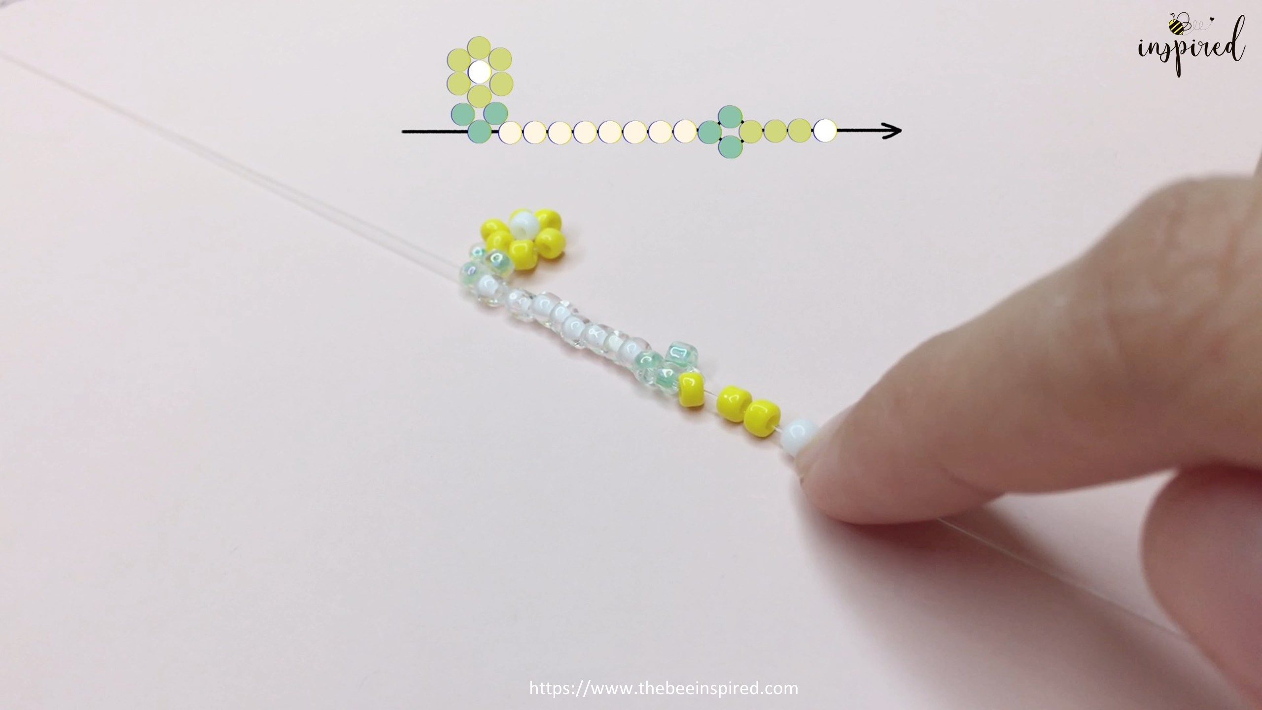 How to Make Daisy Flower Beaded Bracelet_17