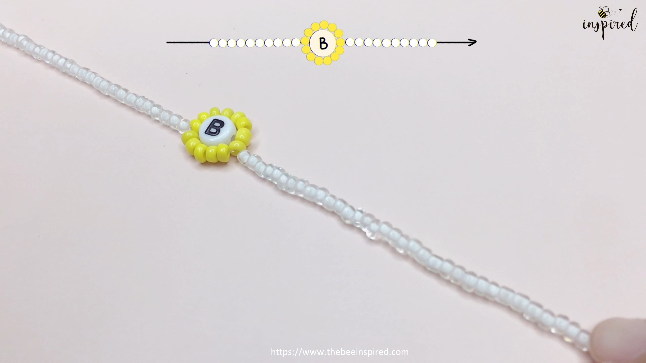 How to Make Flower Letter Beaded Bracelet_6