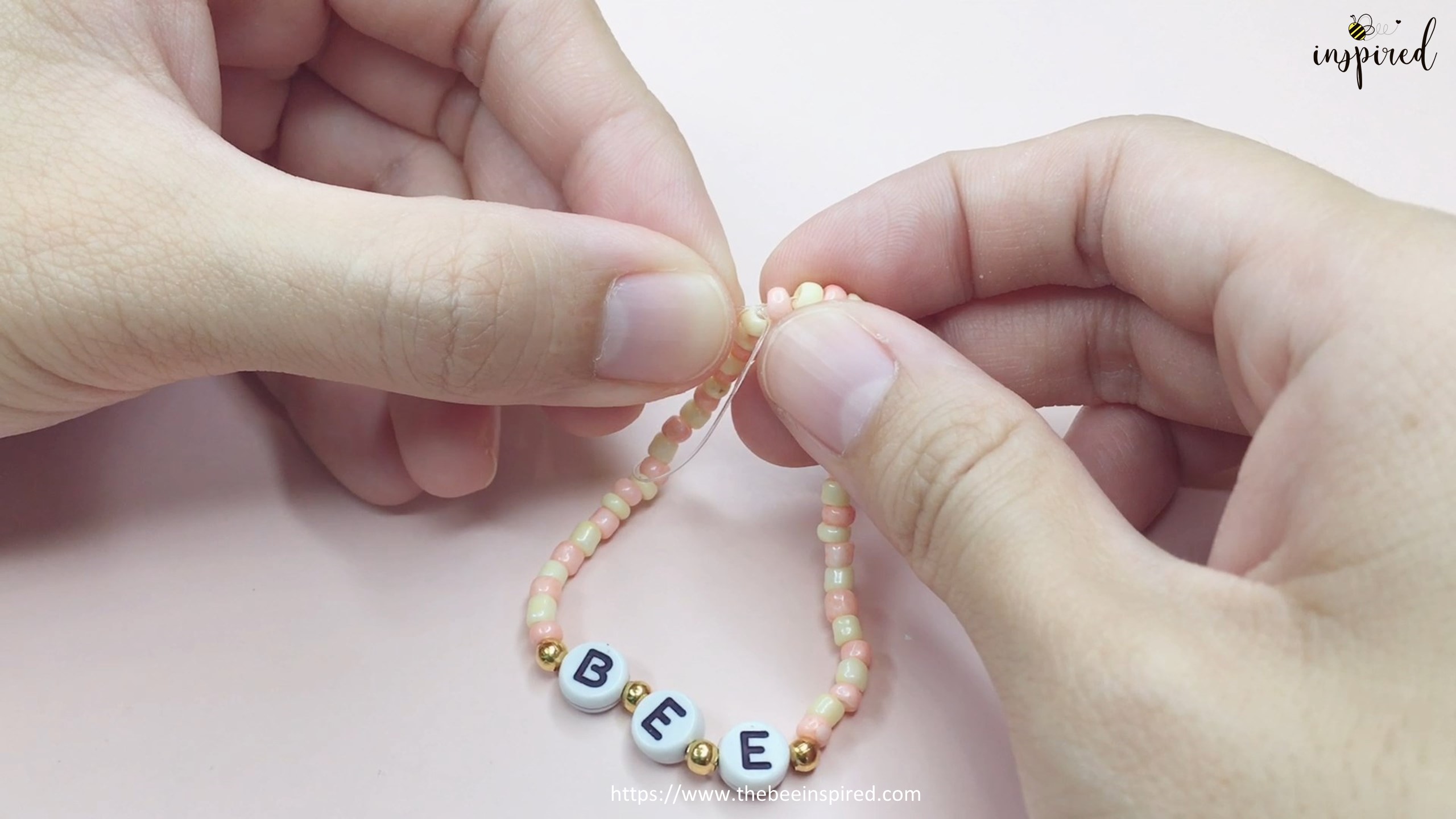 How to Make Letter Beaded Bracelet_5